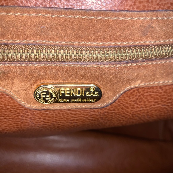 👋🏾SOLD👋🏾authentic FENDI embossed suede CROSSBODY purse - Picture 2 of 16